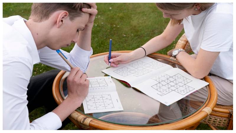 8035044102: Understanding  A Guide to Unknown Numbers